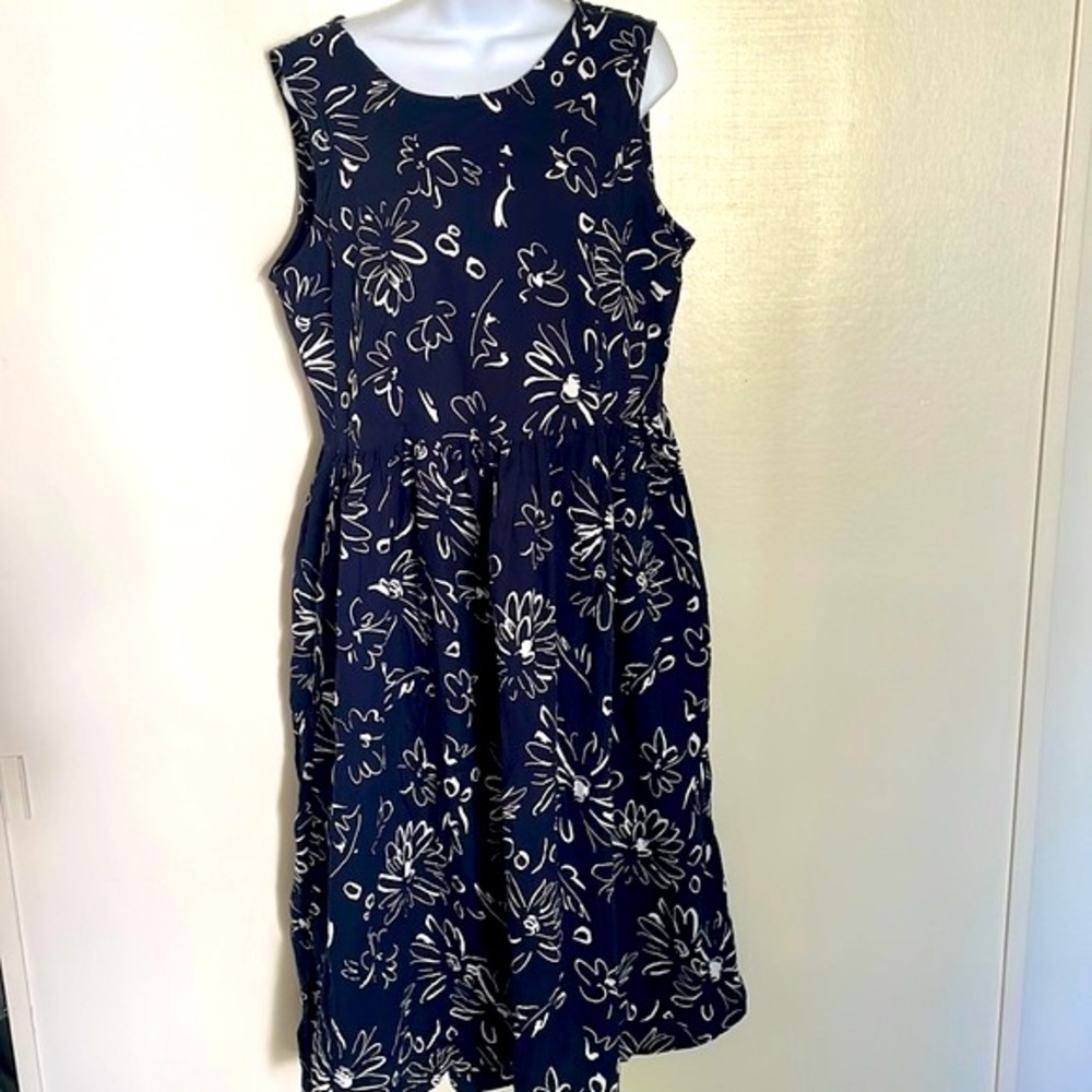 Trend Basics 100% cotton printed flowers blue women dress A-line sleeveless Lrg